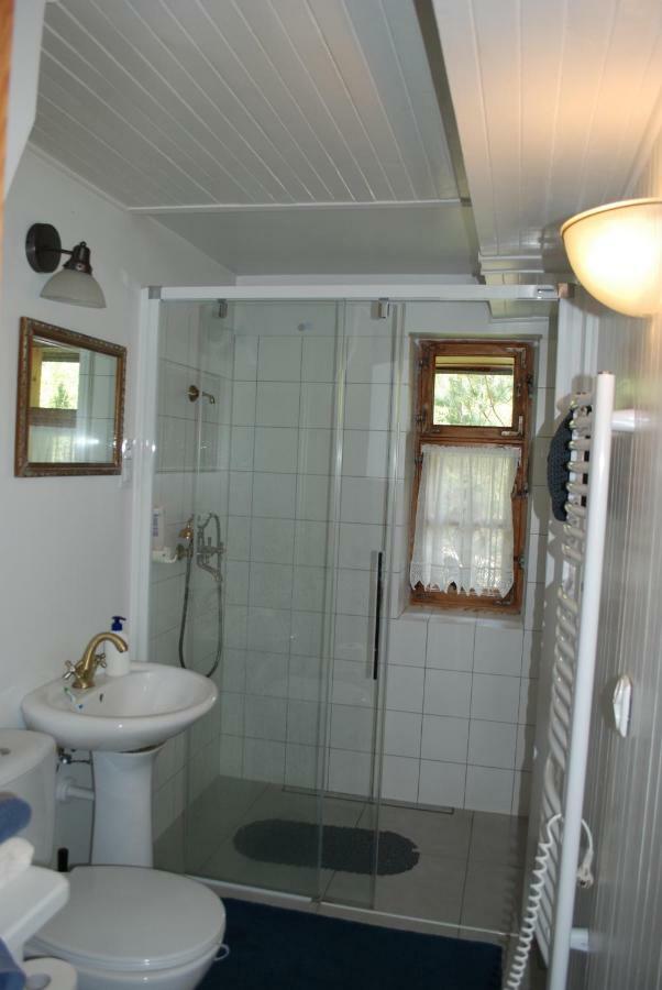 Dom Pod Klonem Na Kaszubach Villa Kościerzyna Exteriör bild